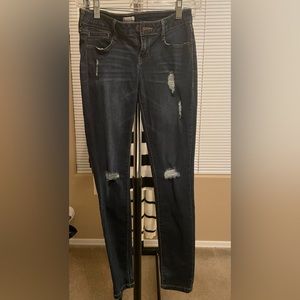 Sneak Peek low rise distressed jeans sz 3 no flaws, new condition.